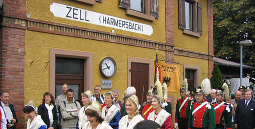 Empfang des Sonderzugs in Zell a. H.