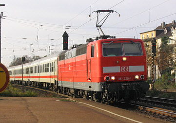 EC Paris - Strasbourg - Stuttgart (- München), geführt von BR 181.2