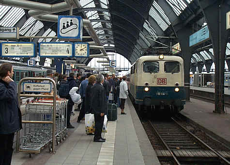 StadtExpress Merzig - Offenburg in Karlsruhe Hbf