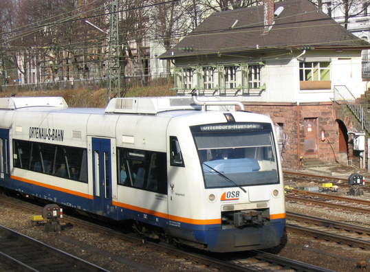 ORTENAU-S-BAHN OSB im Offenburger Bahngraben